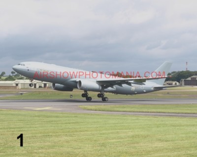 1 X AIRBUS A330 KC2 VOYAGER PHOTOGRAPH