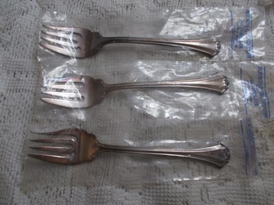 Reed & Barton French Chippendale Silverplate (RB4) Flatware