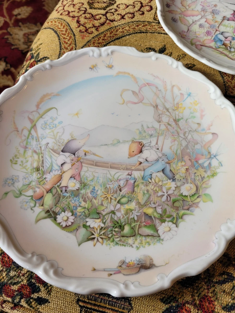 3 Royal Doulton Plates From The Wind In The Willows Collection Approx 21cm