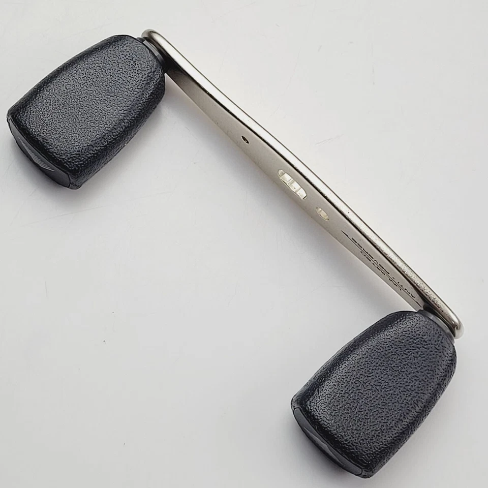 Pinnacle Baitcasting Handle Reel Part, Silver Blade, Double Gray Knobs - Image 3 of 3