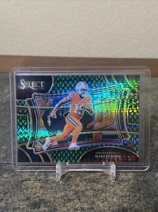 2023 Panini Select Football Dragon Scale Prizm RC Field Level Marvin Mims /70