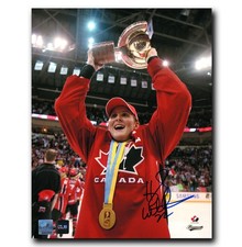 Hayley Wickenheiser Team Canada Autographed Trophy 8x10 Photo NO TARIFFS