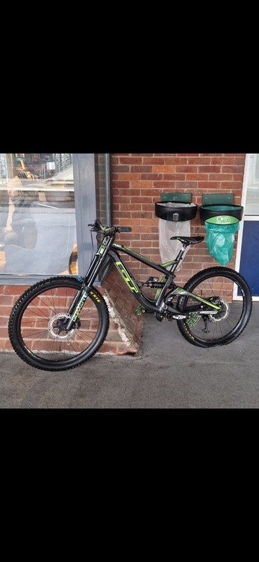 GT Fury Downhill Mountain Bike 27.5