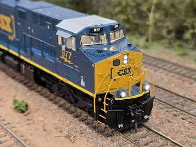 CSX 977 HO loco BLI #5862 GE ES44AC Paragon 3 Sound/DC/DCC NIB Smoke