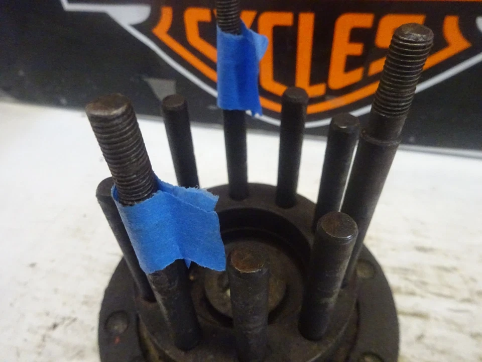 VINTAGE HARLEY DAVIDSON BIG TWIN'S USED OEM INR CLUTCH HUB - Image 4 of 4