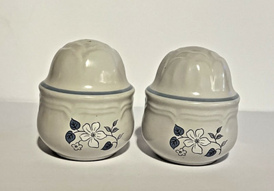 The Covington Edition Avondale Salt & Pepper Shakers Vtg  Stoneware 4'
