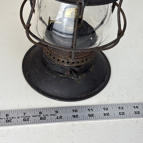 Antique Steam Gauge & Lantern Co Oil Kerosene Railroad Lantern Lamp Vortex - Picture 16 of 17