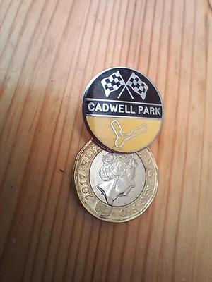 Vintage Cadwell Park Circuit Biker Emaille Abzeichen (A6)