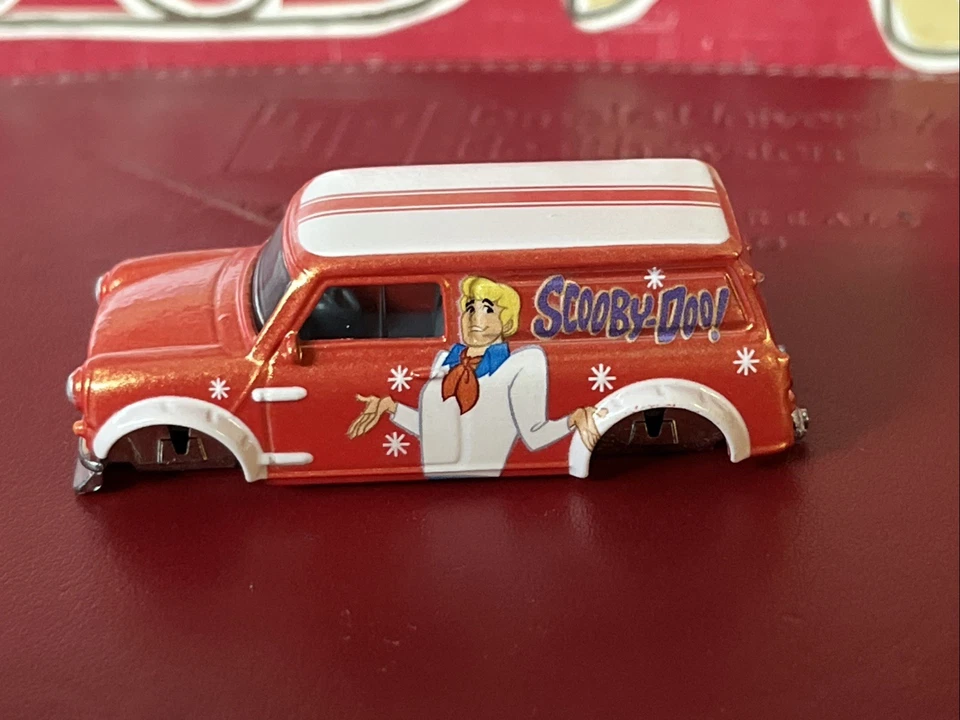 Hot Wheels Scooby Doo Cuerpo Donante Suelto '67 Austin Mini Van Diecast-¡Sin Ruedas! Foto 3 de 4