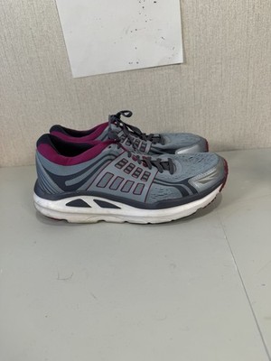 Abeo Pro Victory Ground Control Vapor Blue/Berry Sz 9.5M Women No Shoes Insert