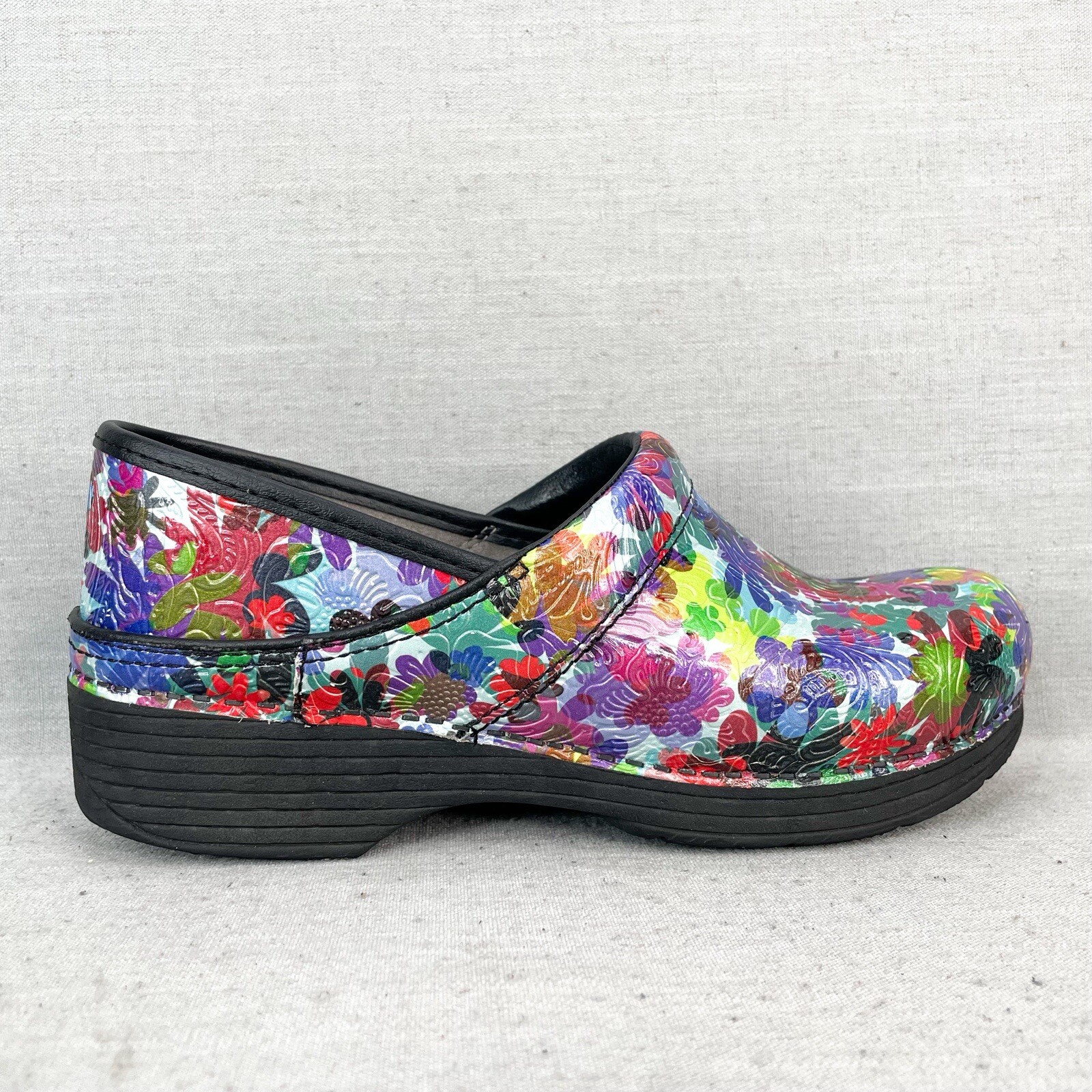 Dansko Womens Size 9.5 LT Pro Retro Flower Tooled Leather Clogs-image