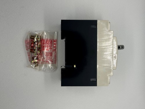 Mitsubishi NF30-FAU 15A Amp Circuit Breaker Double Pole 22A652 - Picture 4 of 4