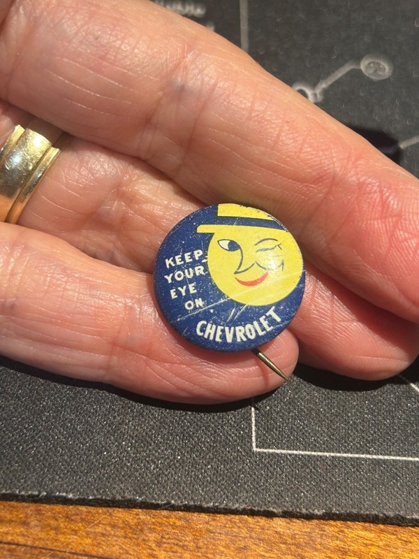 Antique Geraghty & Co W Lake St Chicago Keep Your Eye On Chevrolet Pinback