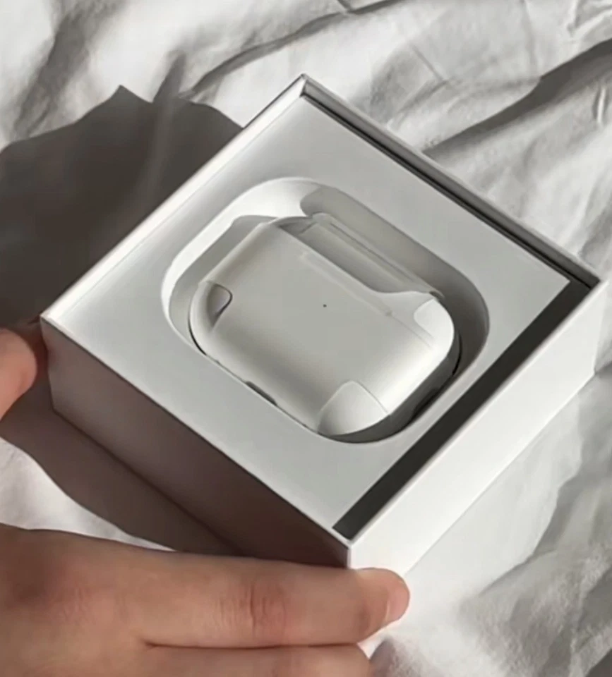 Apple Pro 2nd Generation Bluetooth Earbuds Earphone with Charging Case - US Ship - Imagem 3 de 3