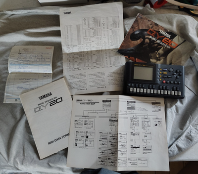 Yamaha QY-20 Portable MIDI Sketchpad, Music Sequencer and Sound