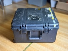 Pelican Storm iM2875 Case With Foam Black Storm Trak Case w/Wheels and Handle