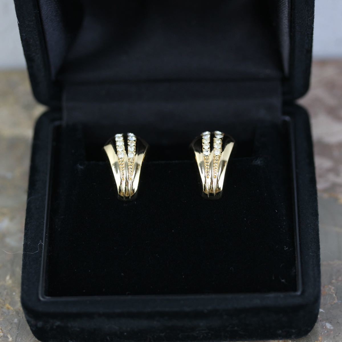 Dior Clear Stone Ear Clips Elegant Earrings-image