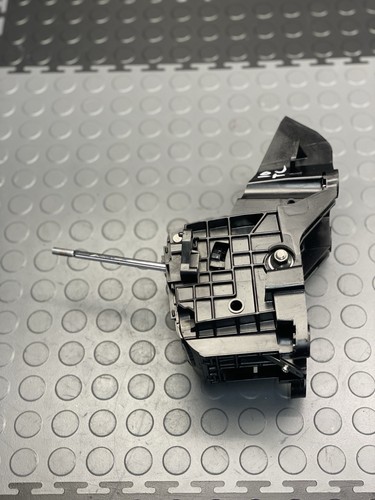 2005-2010 Scion TC Automatic Gear Shifter Assembly Oem - Picture 4 of 6