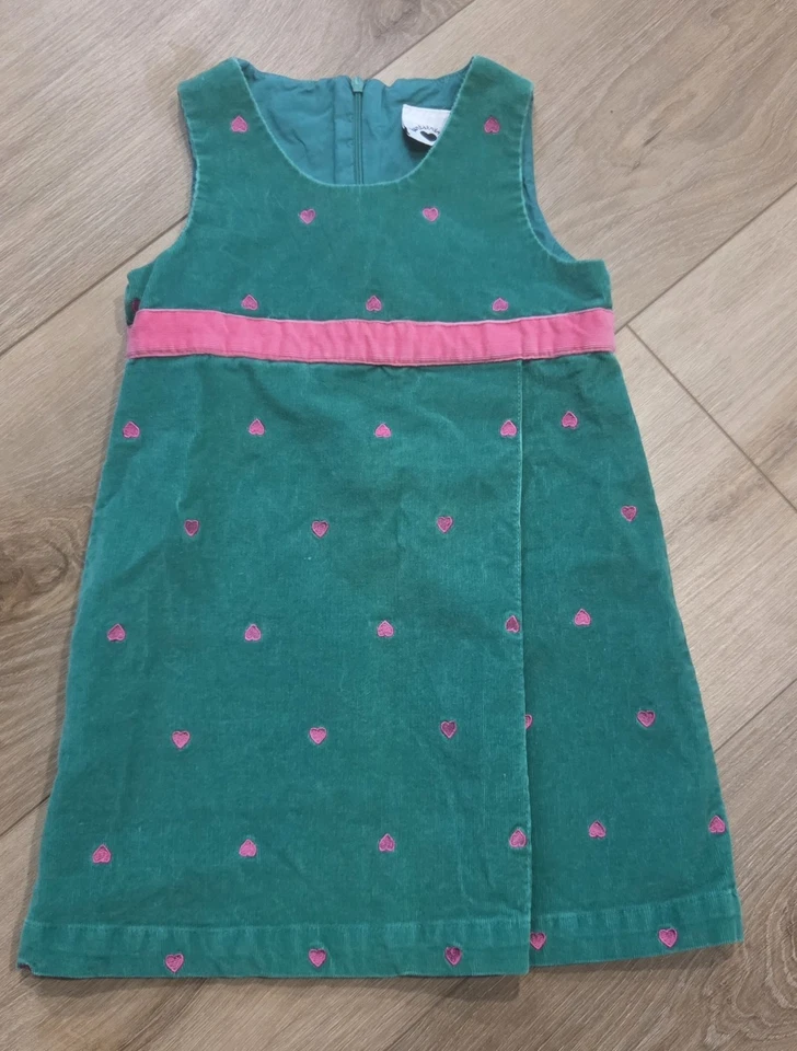 Girls Hartstrings Green Corduroy Pink Embroidered Hearts Jumper Dress size 5 - Image 2 of 4