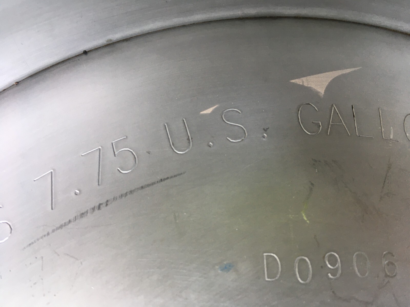 **MINNETONKA  1/4 BEER KEG, "D" COUPLER CO2 REGU DRAFT TOWER SUPERIOR TAP FAUCET