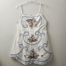 Urban Outfitters White W/ Floral Embroidery Sundress M Cottagecore Boho Feminine