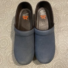 Dansko Pro XP 2.0 Womens Sz9 EU39 Blue Leather Clogs Mules Shoes Textured Staple