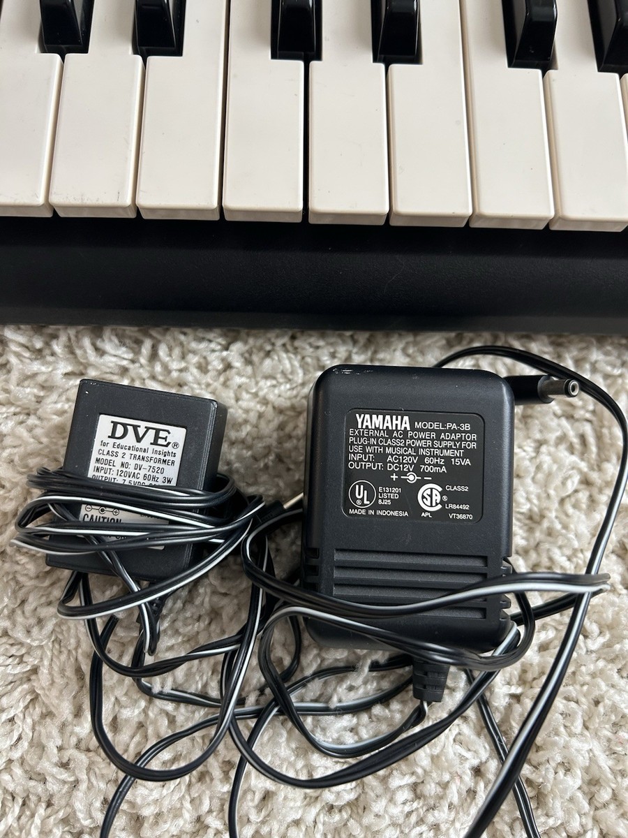 Yamaha PSR-330 Portable Synth Arranger/ 4 Track MIDI Recorder