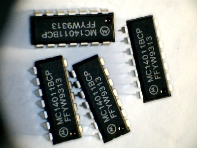 10 x MC14011BCP Quad CMOS Logik Nand Gates Zeitschaltuhren elektronische Projekte