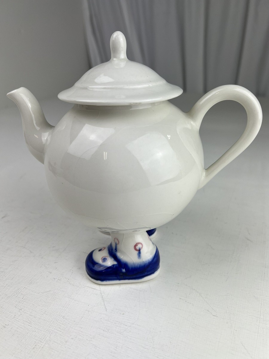 ＊Carlton ware walking Tea Pot＊ Carlton Ware English Walking Tea Pot Mary Janes Shoes Luster