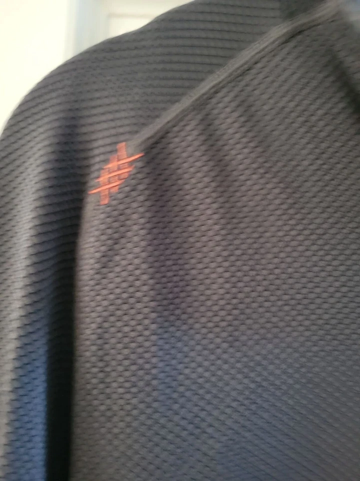 Polo Rhone Masculino Cinza Sequóia 1/4 Zíper Tamanho Médio Top Corrida Athleisure Ativo - Imagem 4 de 4