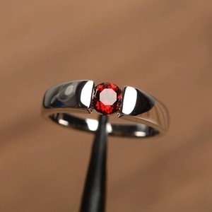 Authentic Natural Red Garnet Round Cut Ring 925 Silver White Gold Plated promise Ring