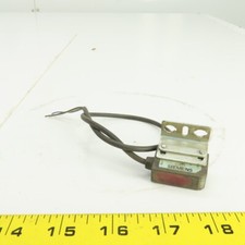 Siemens 3RG7401-0CH61 Retro Reflective Sensor W/Mounting Brackets