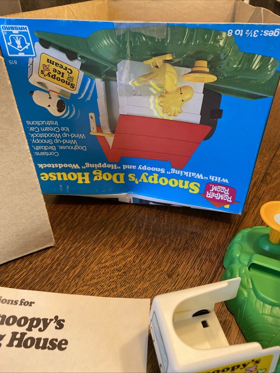 SNOOPY'S DOG HOUSE Romper Room Hasbro Woodstock Original Box SNOOPY'S DOG HOUSE Romper Room Hasbro Woodstock Original Box