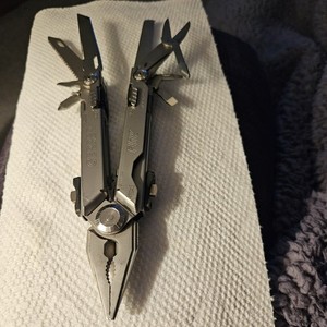 Gerber Flik Stainless Steel Multi-Tool.