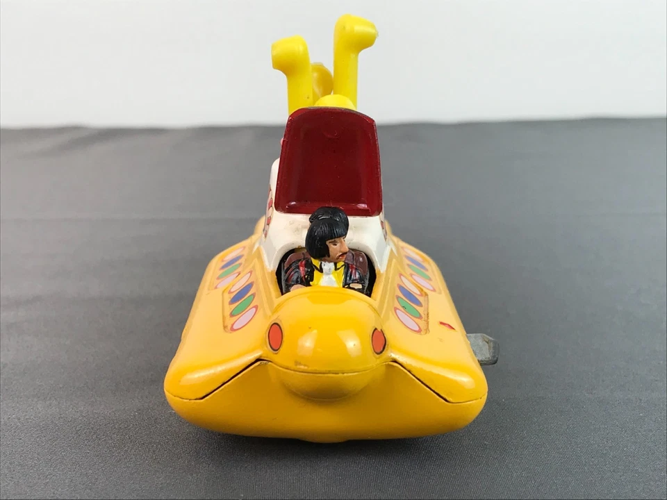 Vintage 1968 Corgi Toys THE BEATLES YELLOW SUBMARINE Diecast Red Hatches - Image 2 of 4