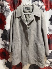 Vintage Wellington Fashions Women’s Wool Coat Gray Made in USA Overcoat