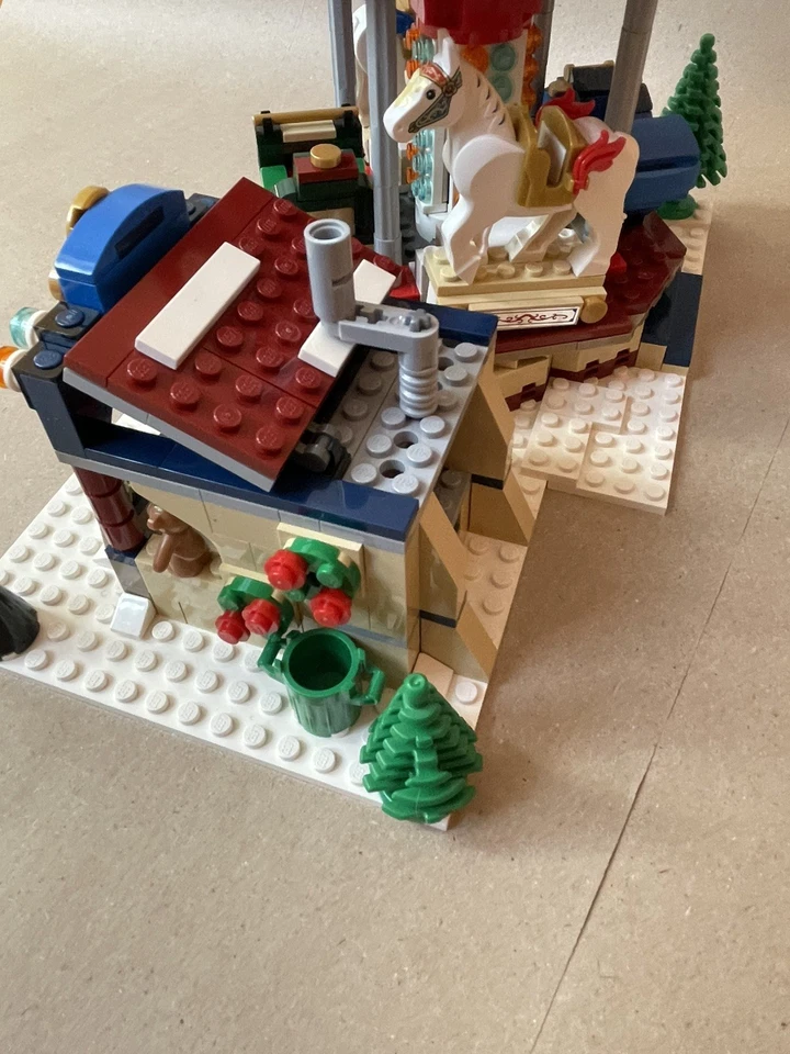 LEGO 10235 Winter Village Market, Foto 4 von 5