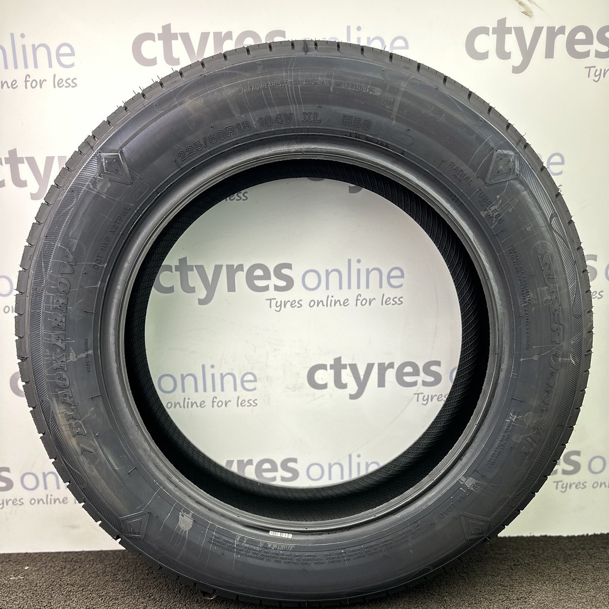 225/60R18 **トマト** 225/60R18 **トマト** 4X New 225 60 18 BLACKARROW H/T 104V XL 225