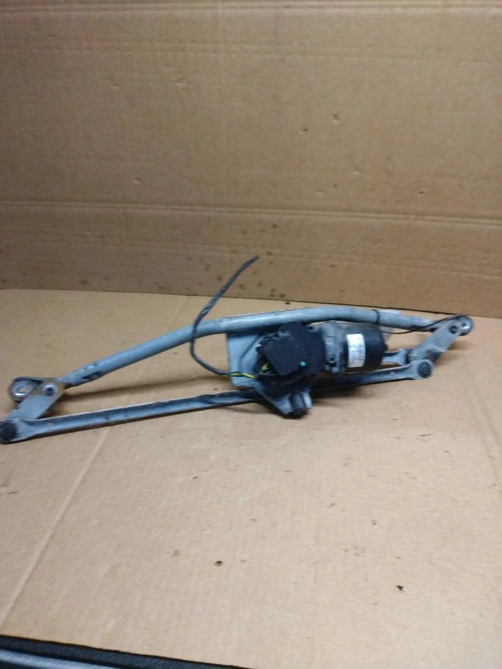 Used Windshield Wiper Motor fits: 2010 Chevrolet Colorado Grade A - Image 2 of 4