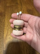 Limoges de hilo y agujas rosa