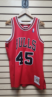 Michael Jordan Authentic Mitchell & Ness 1994 95 #45 Bulls Jersey Size: 44 (L)