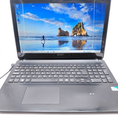 Sony Vaio SVF1521A1EB Laptop | 15,6'' | 8GB RAM | 128GB SSD