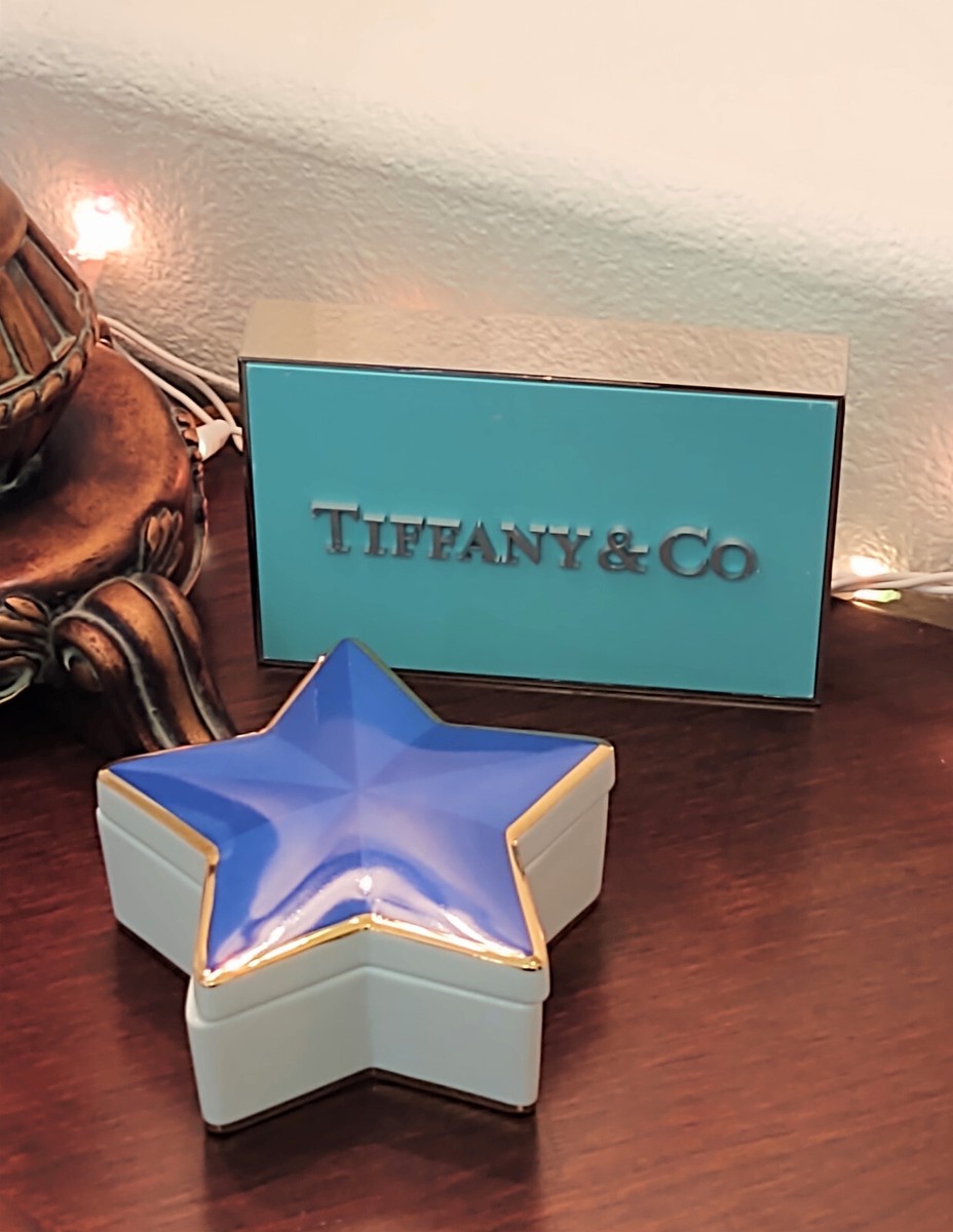 Tiffany & Co. リボン付きコレクションボックス TIFFANY & CO BLUE BOX WHITE BOW TRINKET BOX PORCELAIN GIFT