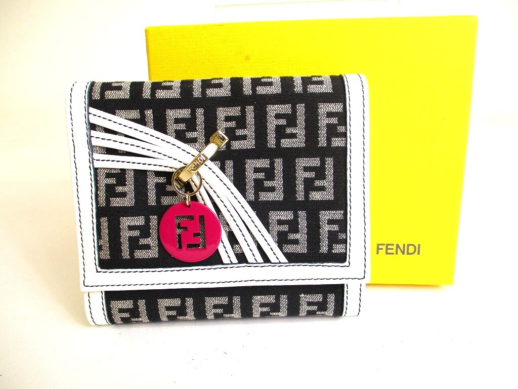 Auth FENDI Zucca Canvas White Leather Bifold Wallet Compact Wallet