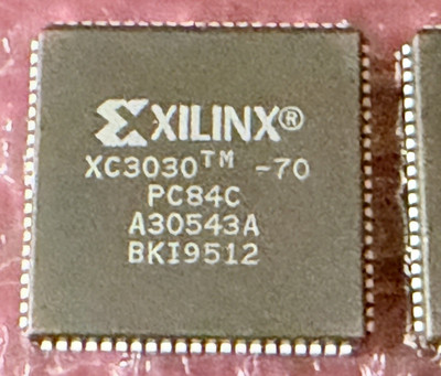 Lot of 4 XILINX XC3030-70 FPGA Field Programmable Gate Array