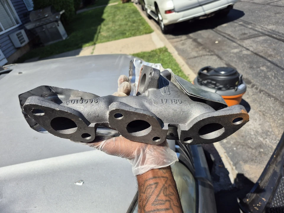 Colector Nissan Xterra 02 Foto 4 de 4