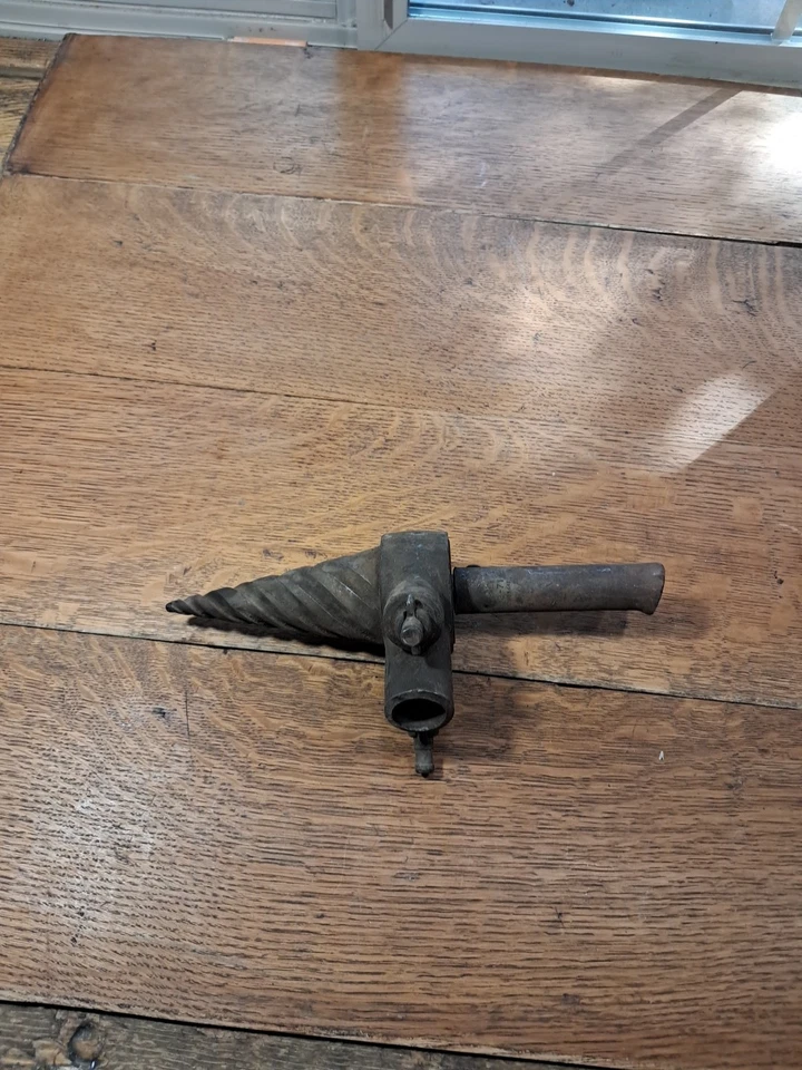 REED NO. 71 SPIRAL HANDHELD PIPE REAMER RATCHETS BOTH WAYS GOOD CONDITION Os186 - Image 3 of 4