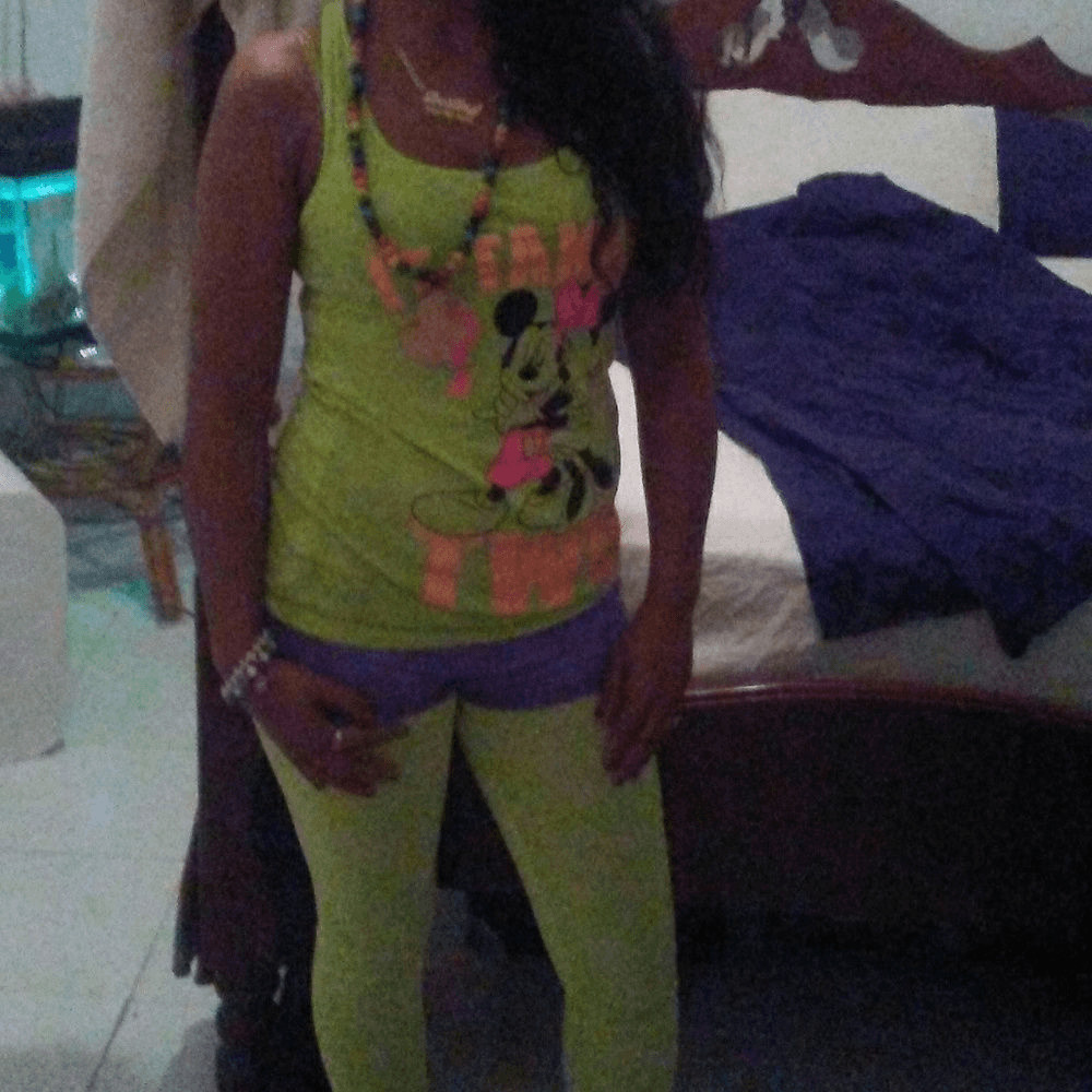 Mickey & minnie mouse tshirt View 2
