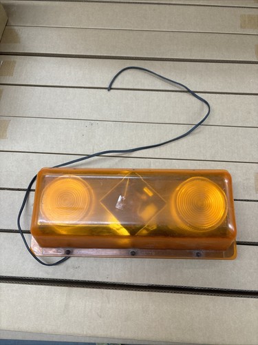 Star Warning 9200SM, Amber Double flash 12V Mini-Bar Strobe, Magnetic Mount