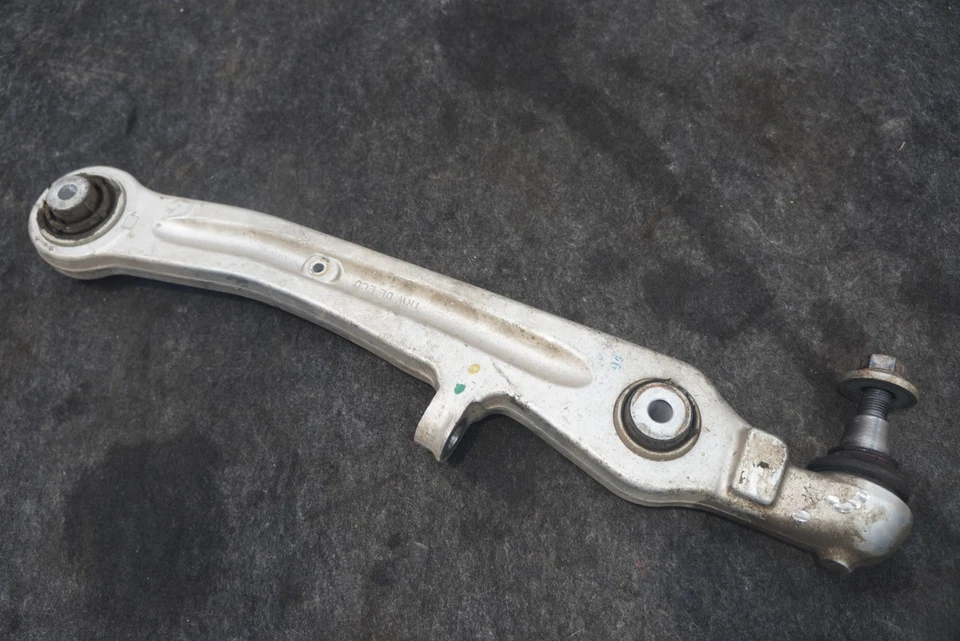 Front Suspension Lower Track Control Arm 3W0407151E Bentley Continental GTC 2016 - Image 2 of 3